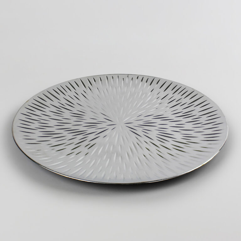 Plato Base de Plástico Parma Plateado Acostado 2