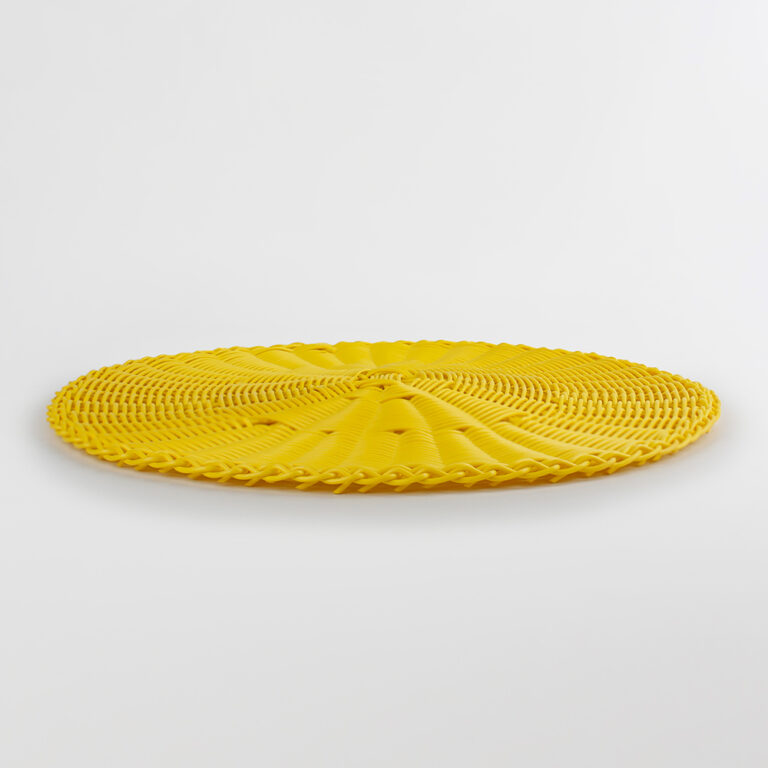 Plato Base de Polipropileno Sol Plástico Amarillo Acostado 1