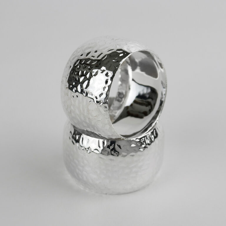 Aro de Metal para Servilletas Martillo Plateado 2