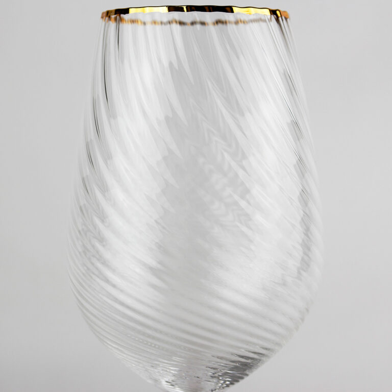 Copa de Vidrio Soplado Cannes Filo Dorado Detalle